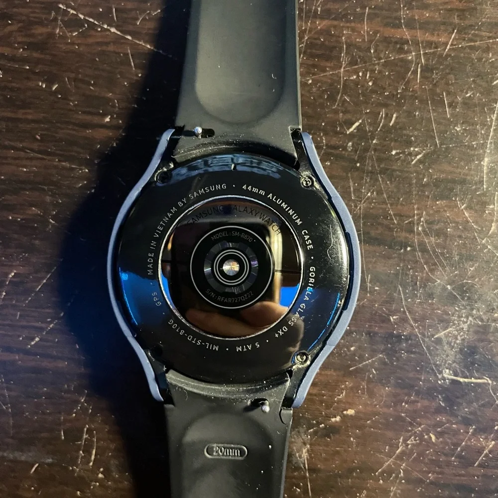 SAMSUNG Galaxy Watch4